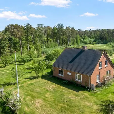 Yorrick - 5km From The Sea By Interhome *