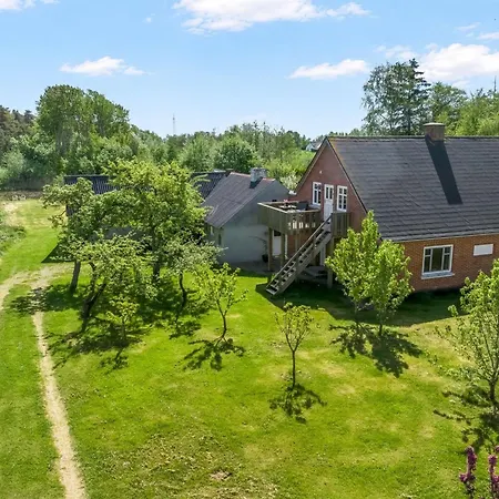 Yorrick - 5km From The Sea By Interhome